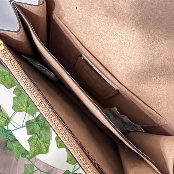 coach Klare Crossbody In Colorblock CB900 - Picture 7 of 8